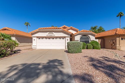 8906 E Windrose Dr, Scottsdale, AZ, 85260-4564 | Card Image