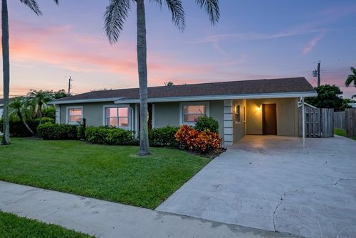 425 Palo Alto Dr, Palm Springs, FL, 33461-1517 | Card Image