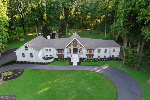 408 Creek Rd, MOORESTOWN, NJ, 08057-3911 | Card Image