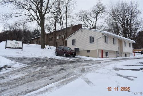 4912 W Genesee St, Camillus, NY, 13031-2325 | Card Image