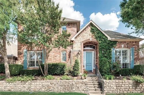 946 Briar Oaks Dr, Rockwall, TX, 75087-6519 | Card Image