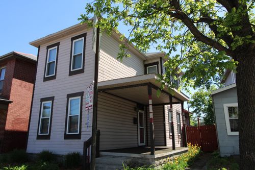 1046 Summit St, Columbus, OH, 43201-3548 | Card Image
