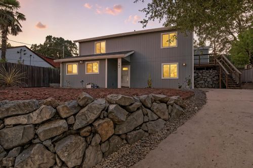 207 Anita Street, Jackson, CA, 95642 | Card Image