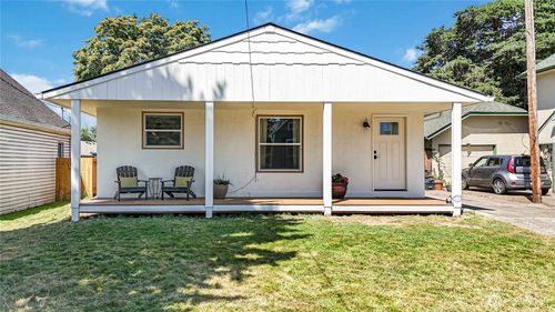 753 Se Sumner St, Camas, WA, 98607-2250 | Card Image