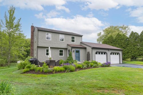 27 Gail Ln, Yarmouth, ME, 04096-7132 | Card Image