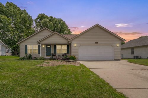 2637 Hickory Nut Ln, Kalamazoo, MI, 49004-3739 | Card Image
