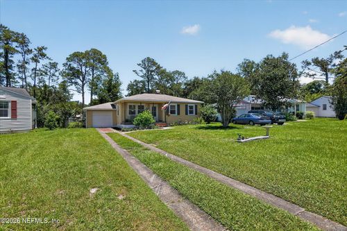 5503 Lakewood Cir E, Jacksonville, FL, 32207-7875 | Card Image