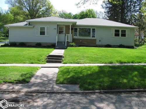 1010 N 6th St, Red Oak, IA, 51566-1927 | Card Image