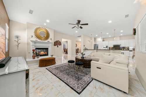 46211 Roadrunner Ln, La Quinta, CA, 92253-4333 | Card Image