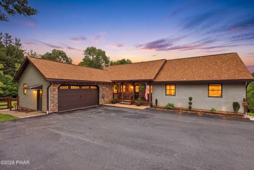 1284 Crosstown Hwy, Lakewood, PA, 18439-3929 | Card Image