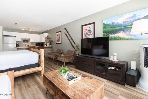 e-100-79114 Us Highway 40, Winter Park, CO, 80482-5197 | Card Image