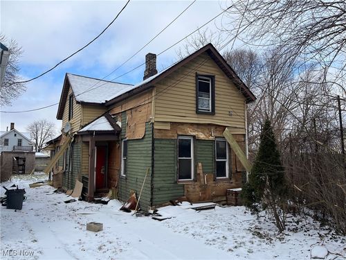 4667 Avery Ave, Cleveland, OH, 44127-1141 | Card Image