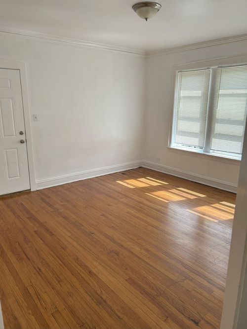 apt-2s-8758 May St, Chicago, IL, 60620-3460 | Card Image