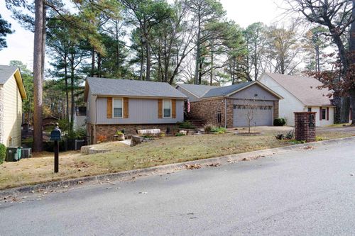 13013 Lemoncrest Ln, Little Rock, AR, 72210-6911 | Card Image