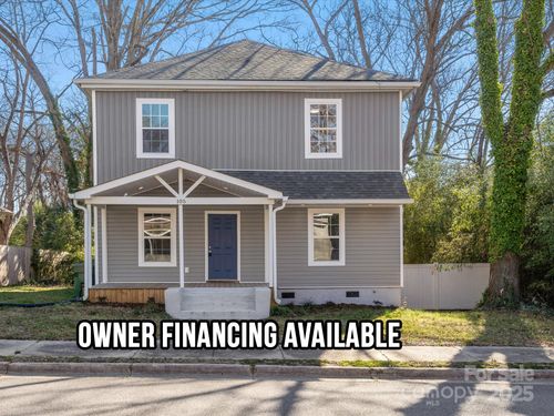 105 S York St, Lancaster, SC, 29720-2377 | Card Image