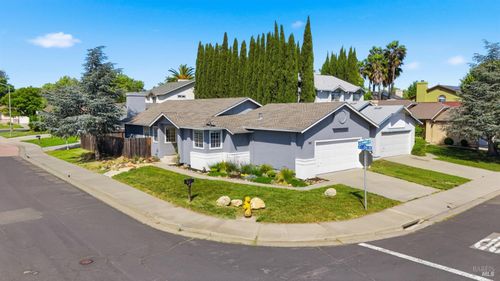350 Jacaranda Dr, Suisun City, CA, 94585-3806 | Card Image