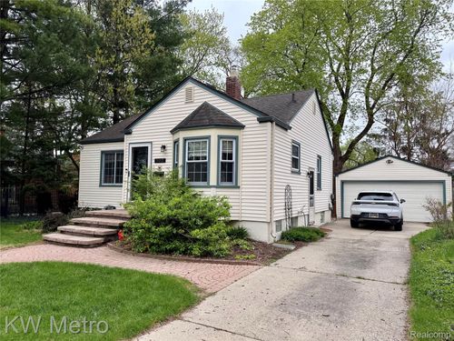 302 E Bloomfield Ave, Royal Oak, MI, 48073-3444 | Card Image