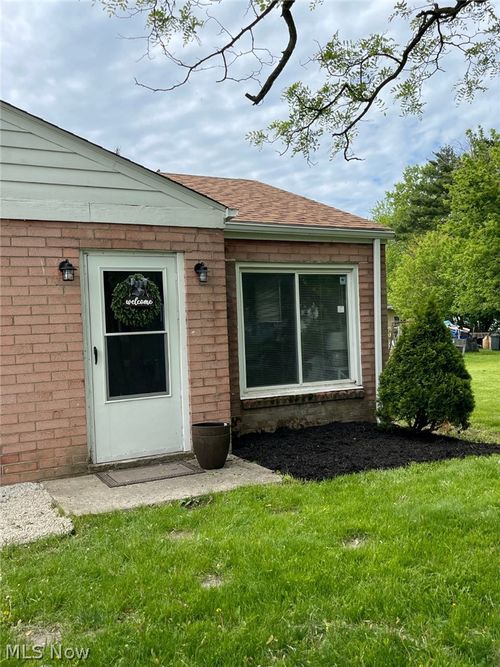 396 Niagara Rd, Vermilion, OH, 44089-2119 | Card Image