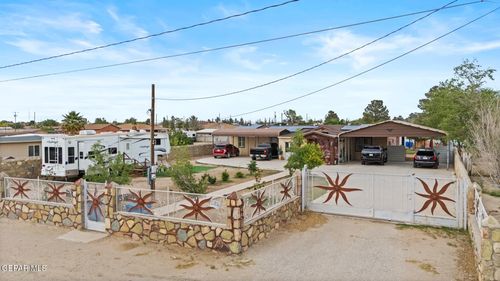 11540 Valle Dorado Rd, Socorro, TX, 79927-3029 | Card Image