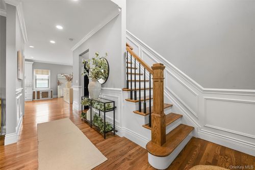 70 Connecticut Ave, Massapequa, NY, 11758-4501 | Card Image