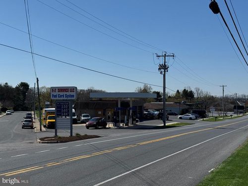 309 S 7th St, AKRON, PA, 17501-1464 | Card Image