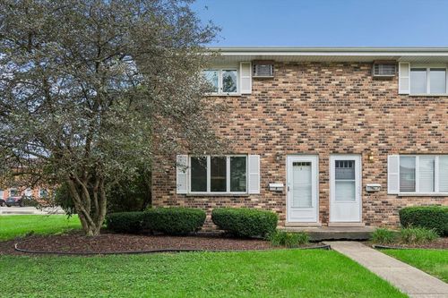 a-110 Town Crest Dr, New Lenox, IL, 60451-1276 | Card Image