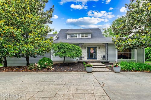 11805 Cedardale Rd, Anchorage, KY, 40223-2311 | Card Image
