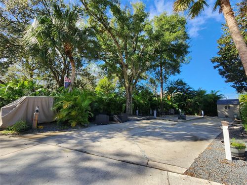 128 Stallion Ln, LAKE WALES, FL, 33898 | Card Image