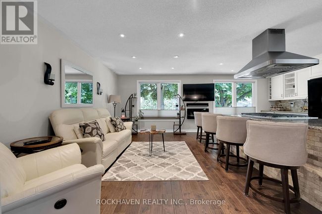 22 Nelson Street, House other with 3 bedrooms, 2 bathrooms and 5 parking in Hamilton (Waterdown) ON | Image 14