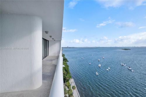 a-1733-1717 N Bayshore Dr, Miami, FL, 33132-1154 | Card Image