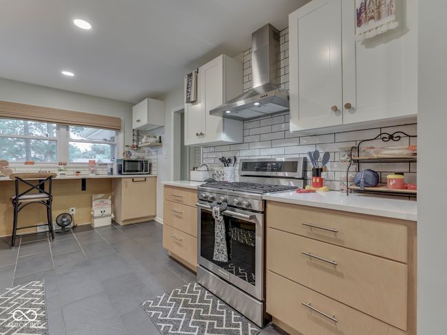 1504 Mcclure Rd, House other with 4 bedrooms, 2 bathrooms and null parking in Columbus IN | Image 13