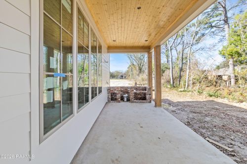 600 Traditions Dr, Lafayette, LA, 70508-8379 | Card Image