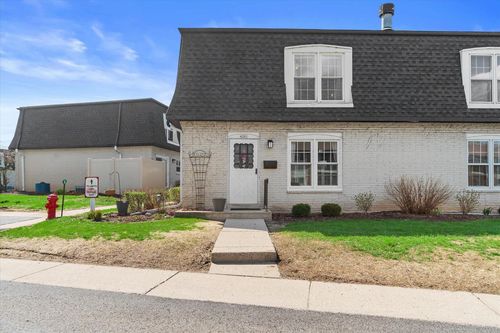 4201 W Cherrywood Lane, Brown Deer, WI, 53209 | Card Image