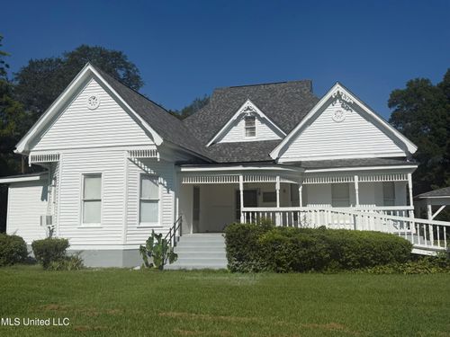 203 S Binford Ave, Duck Hill, MS, 38925-9547 | Card Image