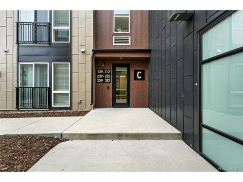 309-8475 E 36th Ave, Denver, CO, 80238-4300 | Card Image