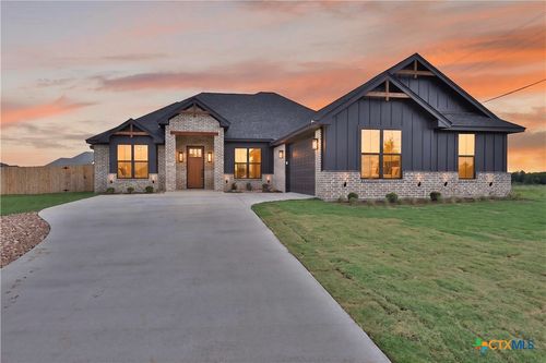 7817 Flat Rock St, Moody, TX, 76557-4393 | Card Image