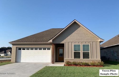 106 Crescent Row, Broussard, LA, 70518 | Card Image