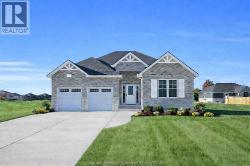 172 Rosewood Cres, Chatham, ON, N7M0V4 | Card Image