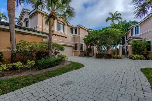 1-14-2703 Center Court Dr, Weston, FL, 33332-1868 | Card Image