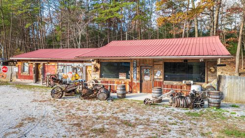 11882 New Highway 68, Tellico Plains, TN, 37385-5949 | Card Image