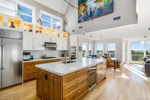 803 Dune Rd, Westhampton Beach, NY, 11978-2949 | Card Image