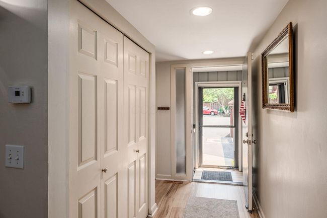 4958 Wintersong Ln, Condo with 2 bedrooms, 3 bathrooms and null parking in Westerville OH | Image 6