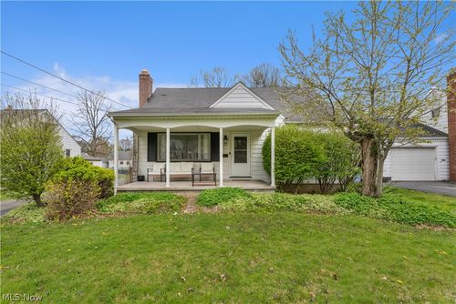 4649 Waseka Ln, Youngstown, OH, 44512-1666 | Card Image