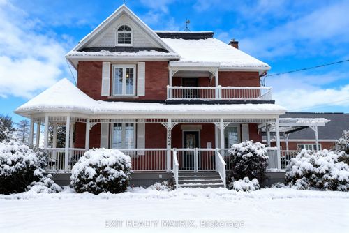 2392 8th Line Rd, Metcalfe, ON, K0A2P0 | Card Image