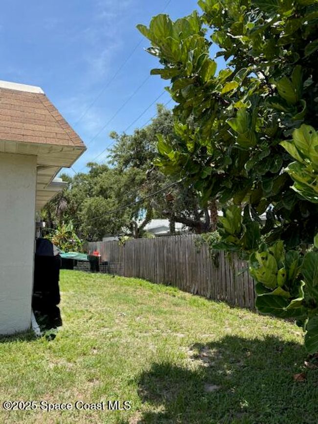 B - 331 S Brevard Ave, Home with 2 bedrooms, 1 bathrooms and null parking in COCOA BEACH FL | Image 9