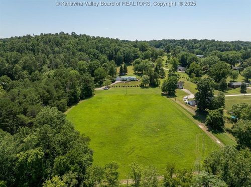 2435 Us Route 60, Hurricane, WV, 25526-9532 | Card Image