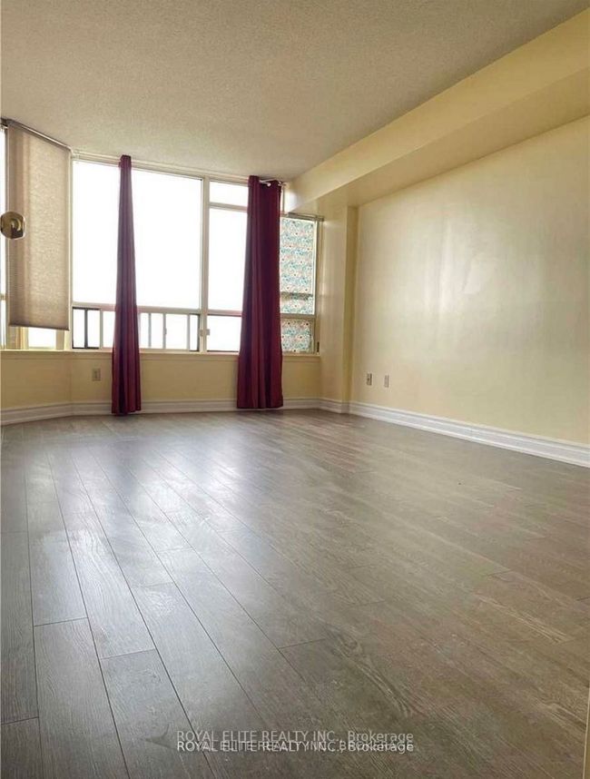 1102 - 300 Alton Towers Cir, Condo with 2 bedrooms, 2 bathrooms and 1 parking in Scarborough ON | Image 5
