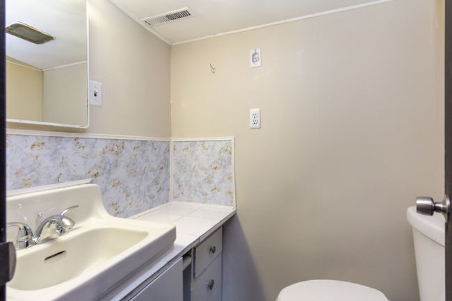648 Lebaron Ave, House other with 3 bedrooms, 2 bathrooms and null parking in Pontiac MI | Image 15