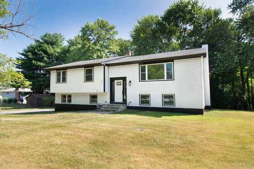 196 Chapin Rd, Hudson, MA, 01749-2739 | Card Image