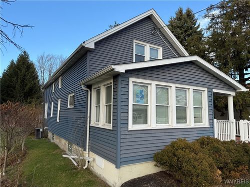 3686 Seneca St, West Seneca, NY, 14224-3400 | Card Image